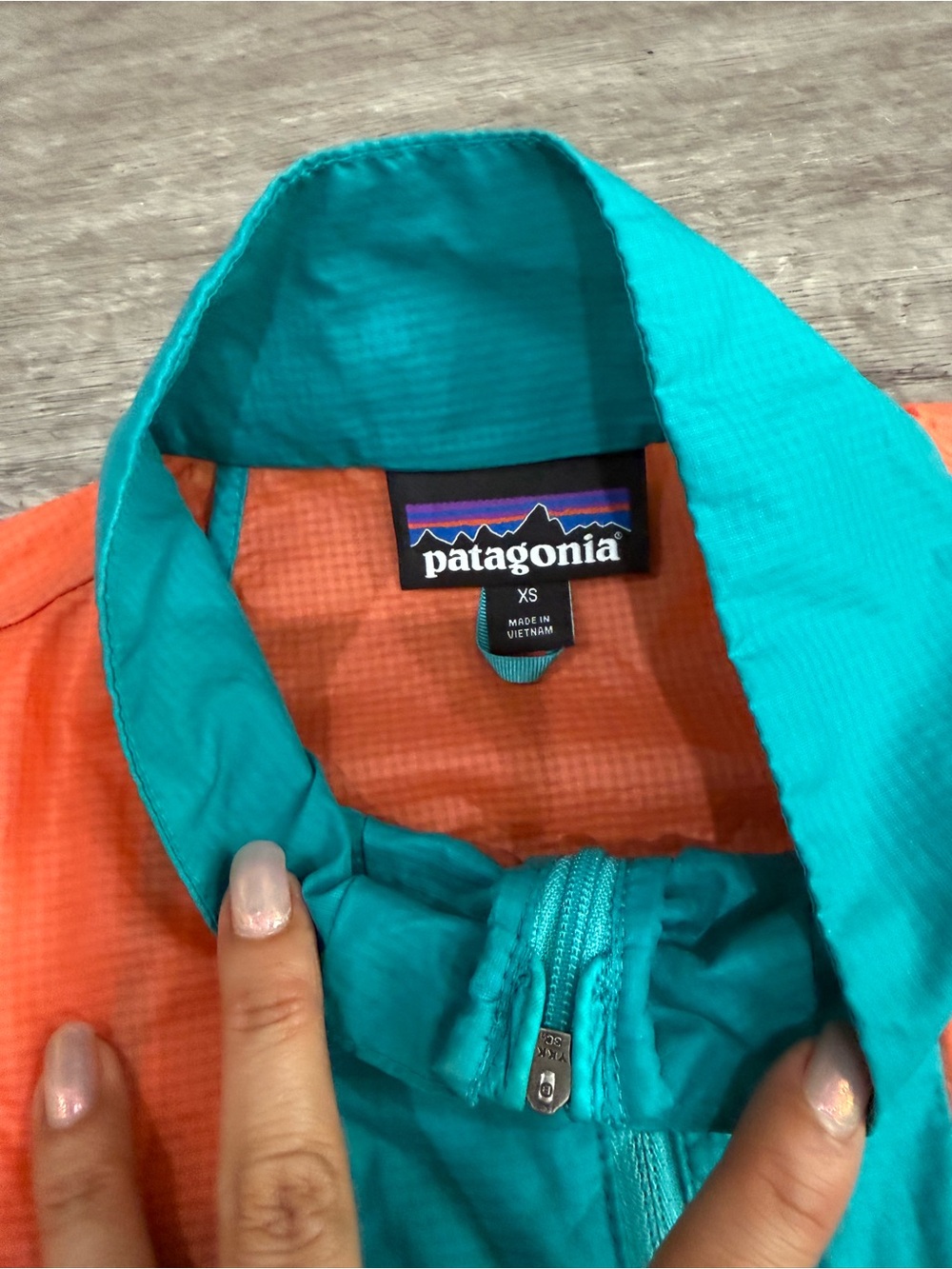 Patagonia Houdini Stash 1/2 Zip Pullover XS Windbreaker NWT Colorblock - Picture 5 of 8
